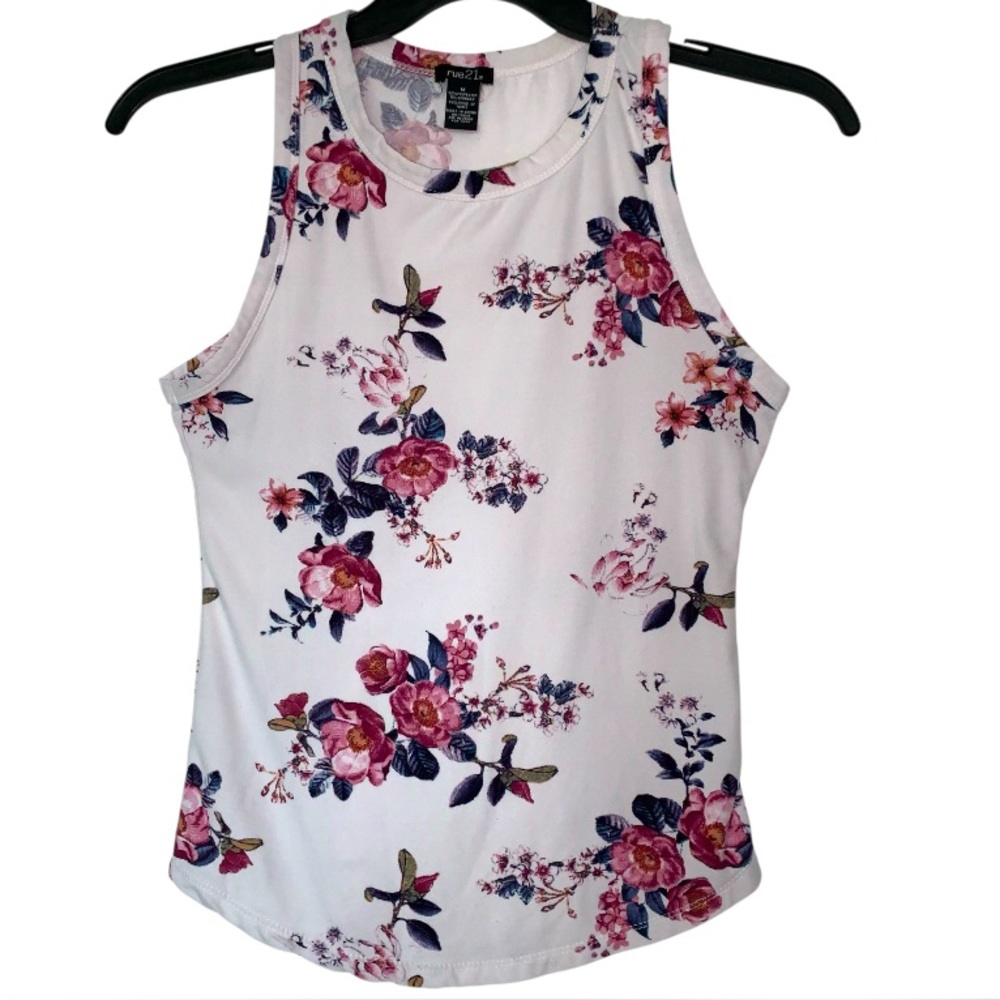 Rue 21 floral stretchy racerback tank top juniors size Medium